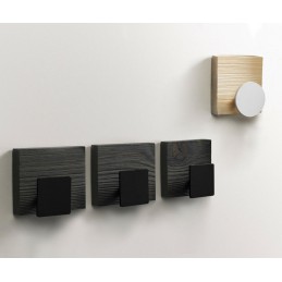 Wieszak drewniany NATURALIA sosna biała 1 kółko białe ref. 601