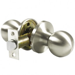 Gałka z zamkiem do drzwi pokojowych inox mod.611