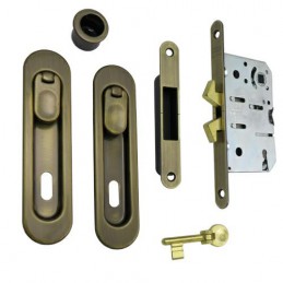 Zamek hakowy na klucz 50mm mosiądz antyczny + szyldy owalne z klamkami mod. SCIVOLA-D-TT O p/kl złoto antyczne