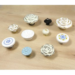 Gałka meblowa ceramiczna 25mm kremowa kwiatowy motyw Giglio Gialo IT-P59