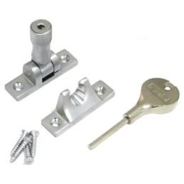 Zamknięcie okienne satyn chrom            z kluczykiem