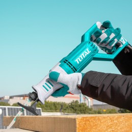 Piła szablasta 750 W TS100806