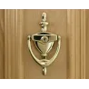 Kołatka z otworem na wizjer złota