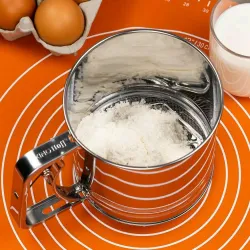 Przesiewacz do mąki, stal szlachetna 12x13cm, 450g Kinghoff